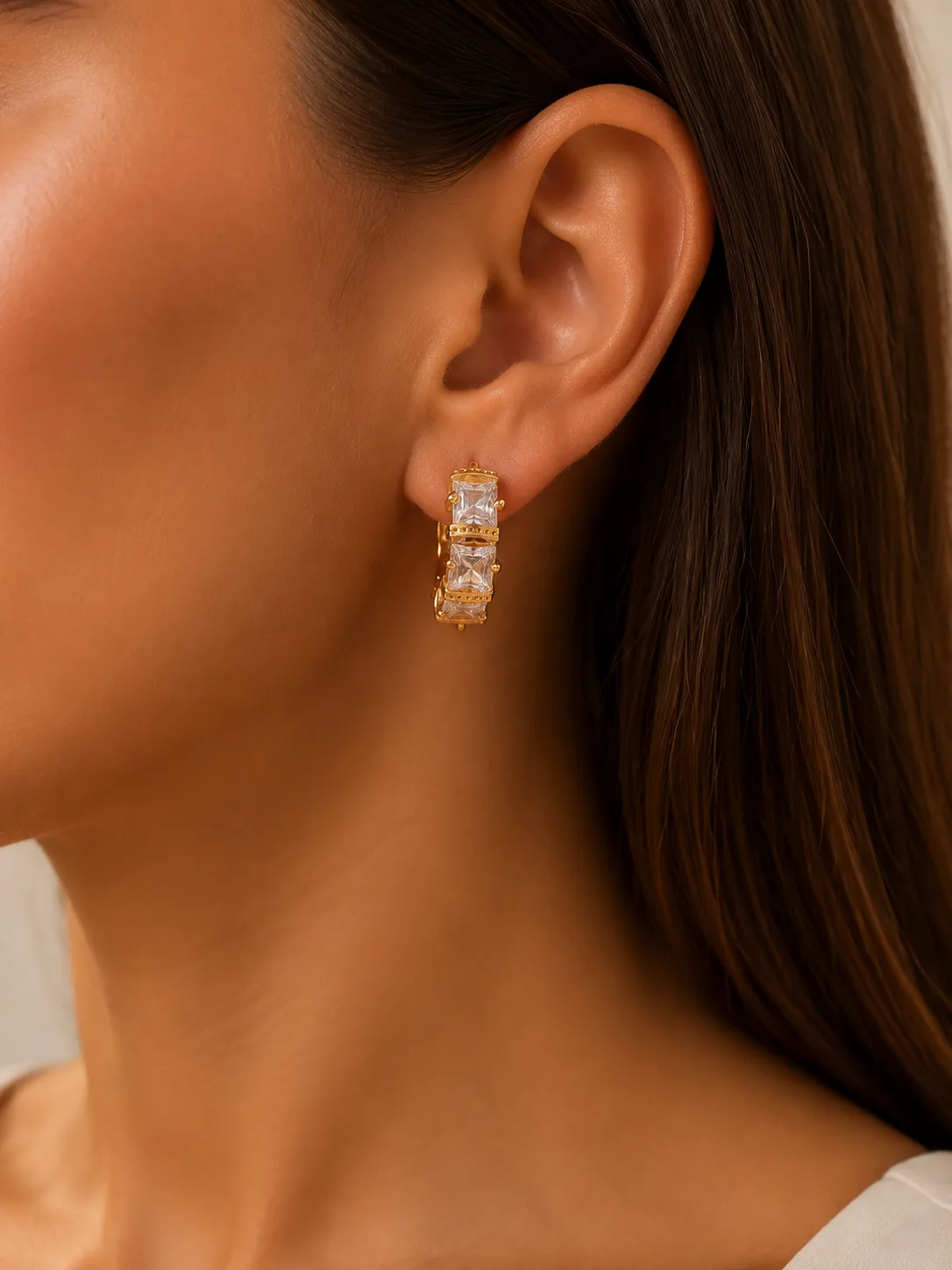 TAŞLI GOLD KÜPE - GOLD KRISTAL